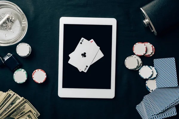 stake88 slot platform interface showing slot games and live dealer options